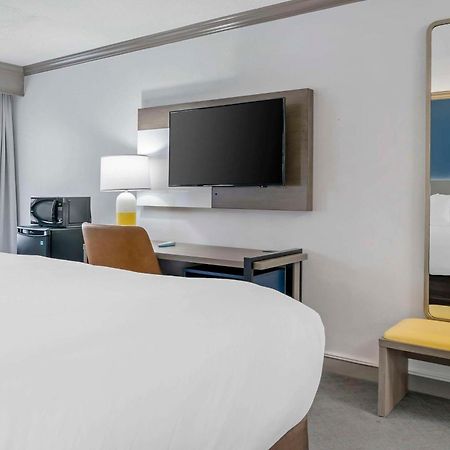 Comfort Inn Plainwell Экстерьер фото